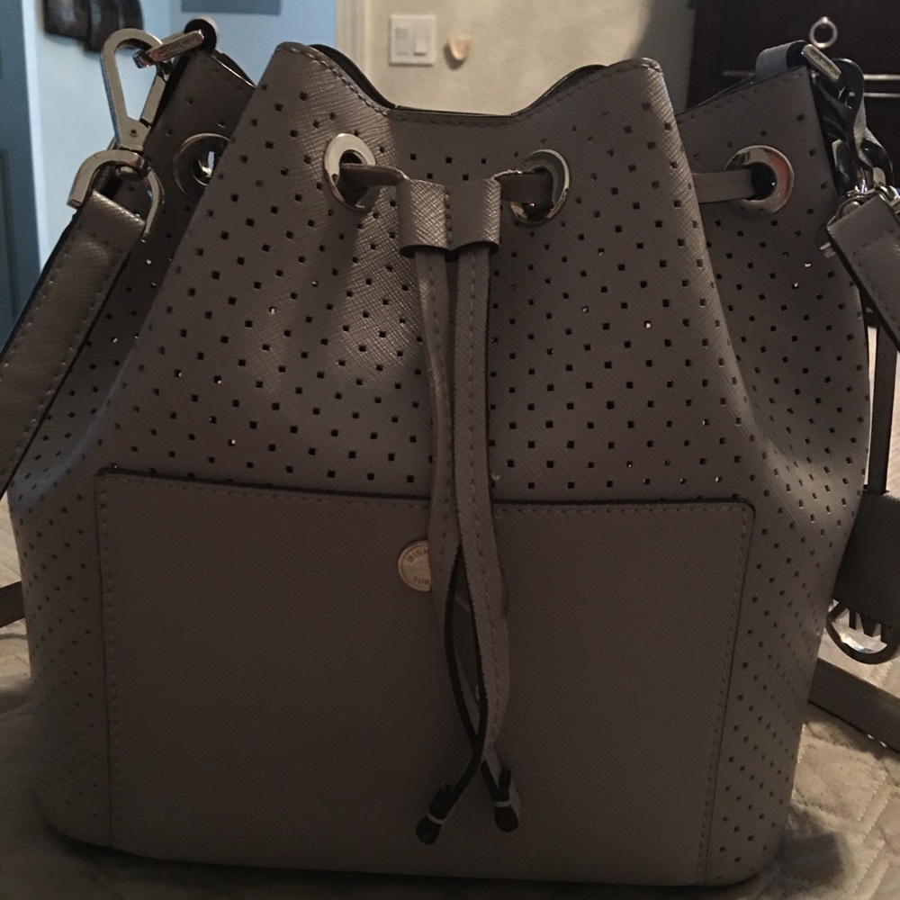 Michael Kors Greenwich BucketHandbag